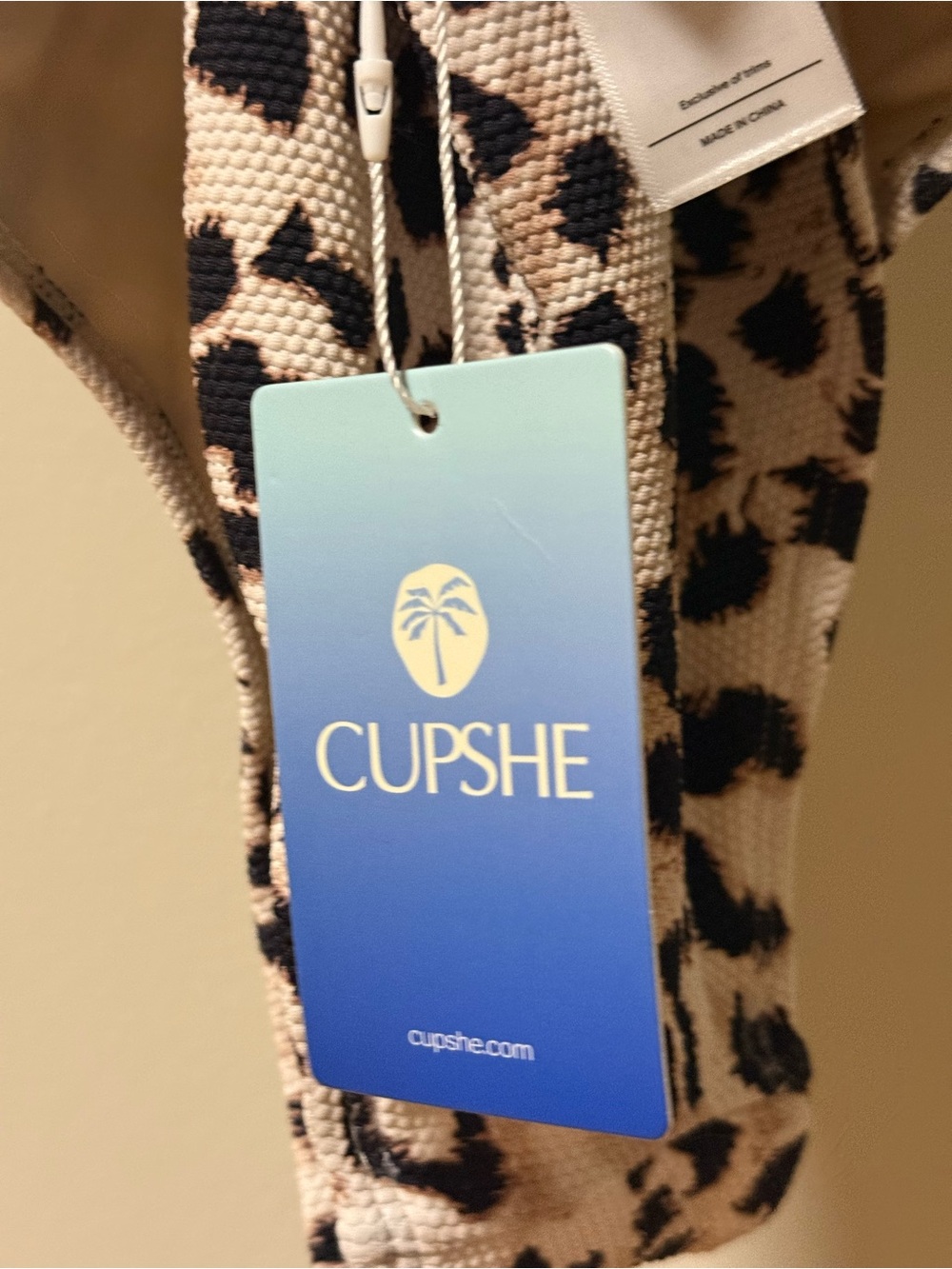 Cupshe Black and White Leopard-Print One-Piece Swimsuit - Picture 3 of 5